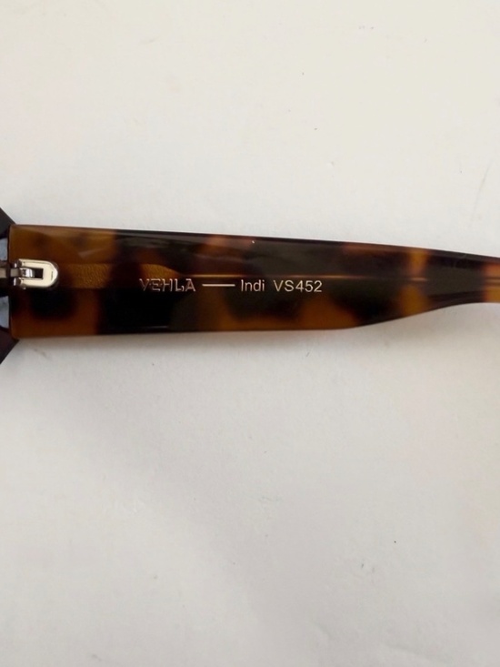 VEHLA Indi Tort Smoke Rectangle Sunglasses VS452 53mm